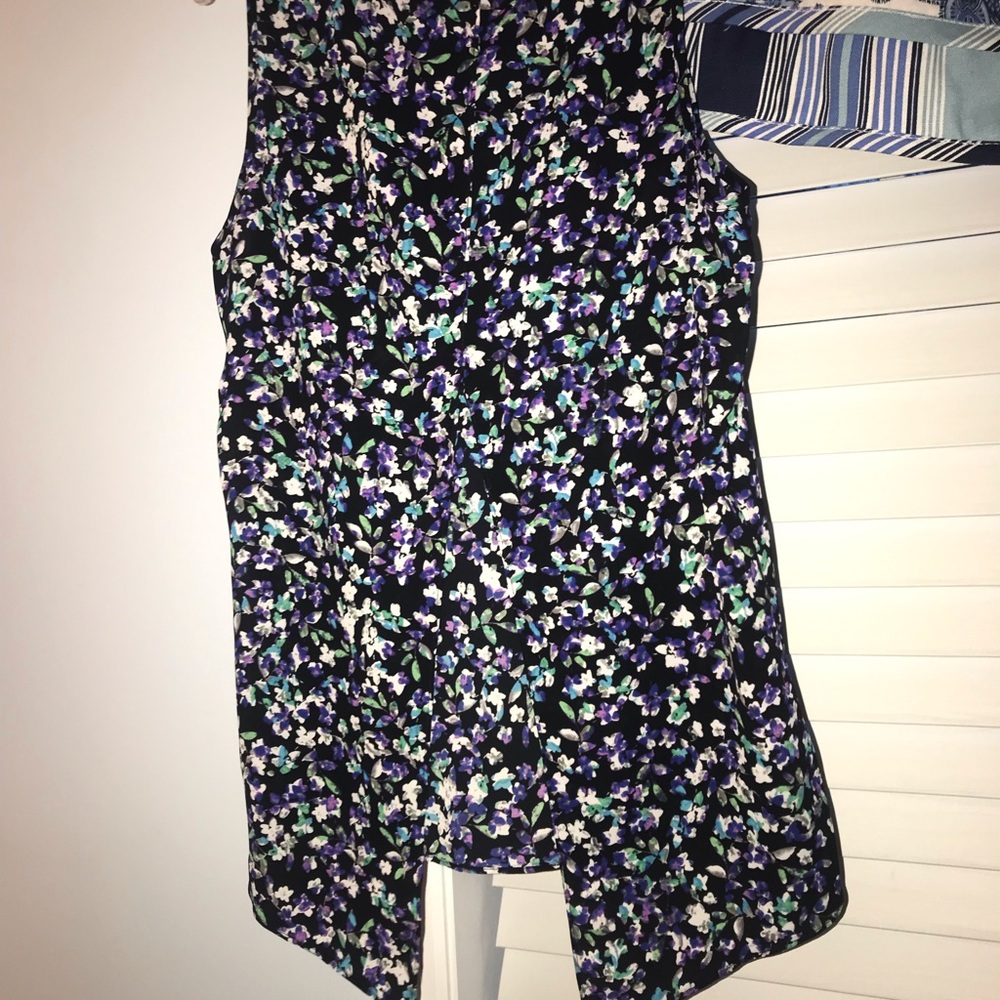 Express Flowy Split Back Tank Top - image 3